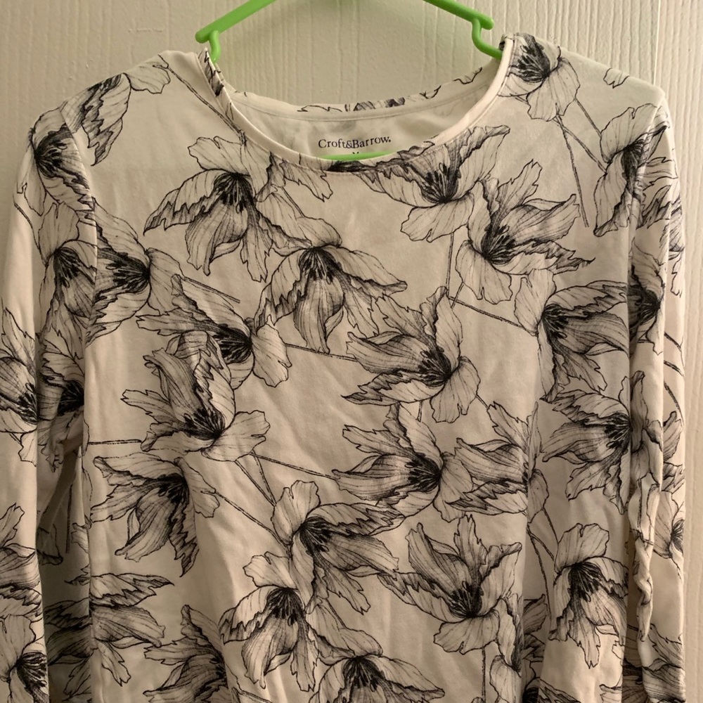 Long sleeve women’s top
